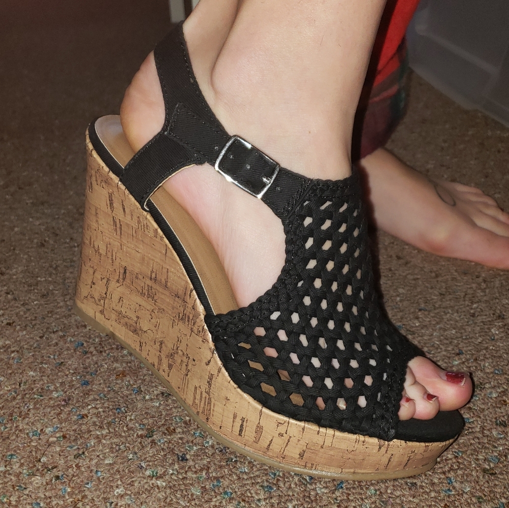 Wedge sandals